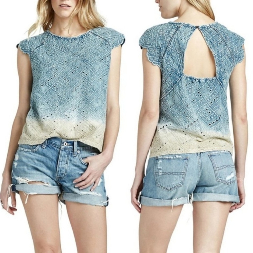 🆕️ 💙Lucky Brand💙 - Blue/Cream Ombre Eyelet Flutter Sleeve Top